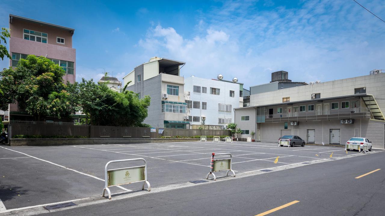 로얄 치아이 호텔 자이 외부 사진
